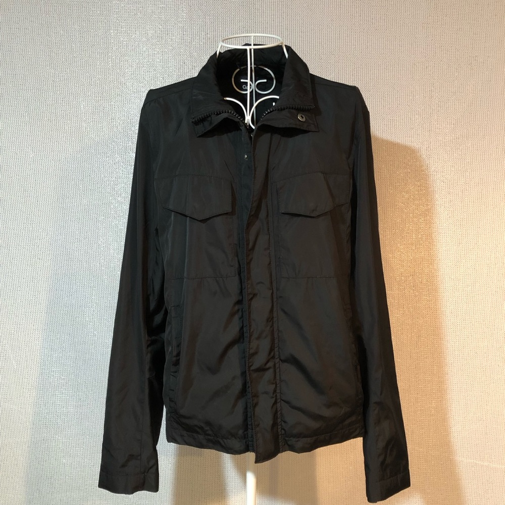 Gap Lightweight Windbreaker Rain Jacket - image 1